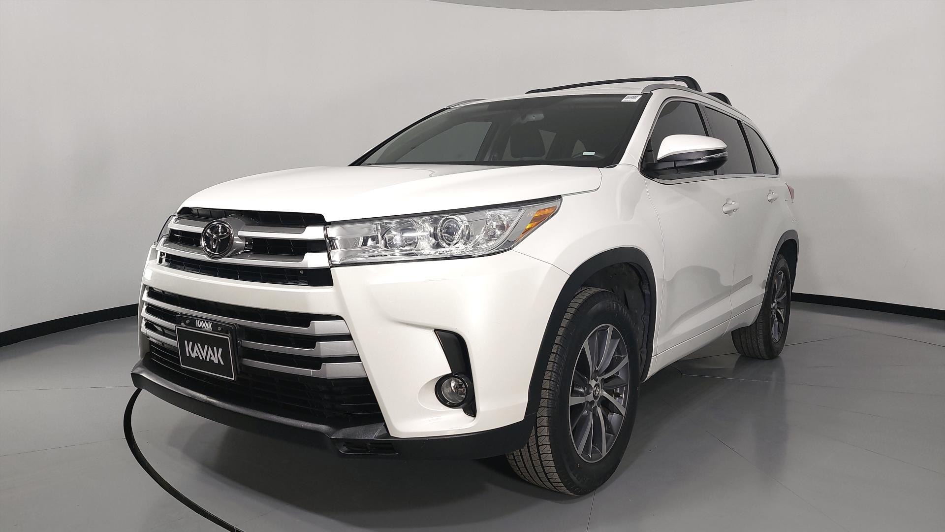 Autos Toyota Highlander 3.5 XLE Suv 2018 usados | KAVAK México
