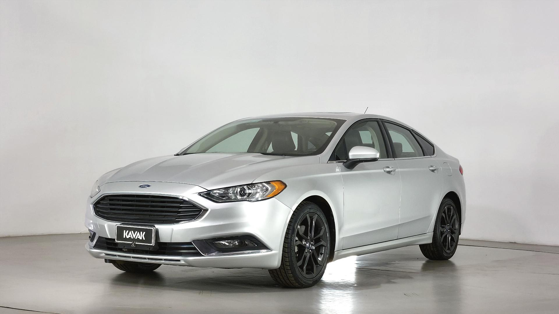 Autos Ford FUSION 2.5 SE AT Sedan 2019 usados | KAVAK Chile