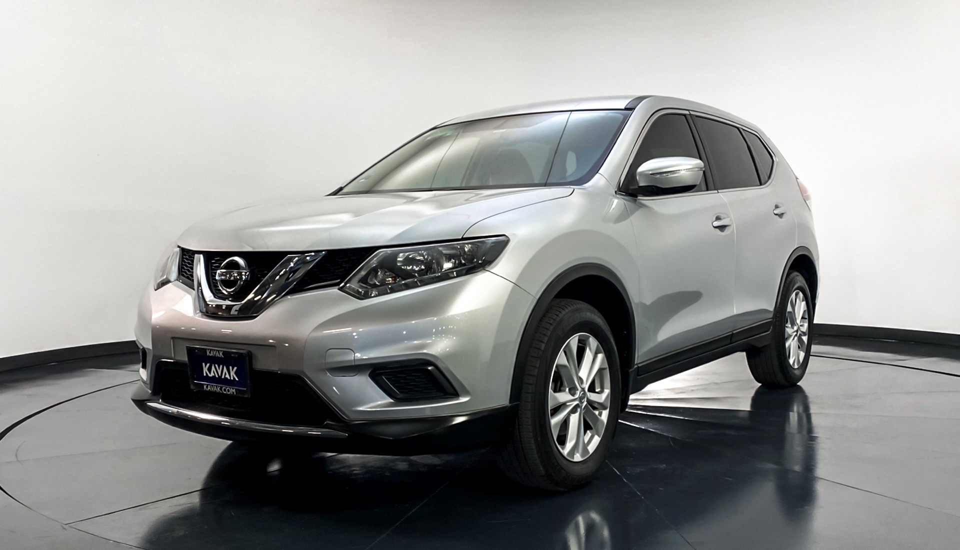 nissan-x-trail-2016-25619-50743-km-precio-252999
