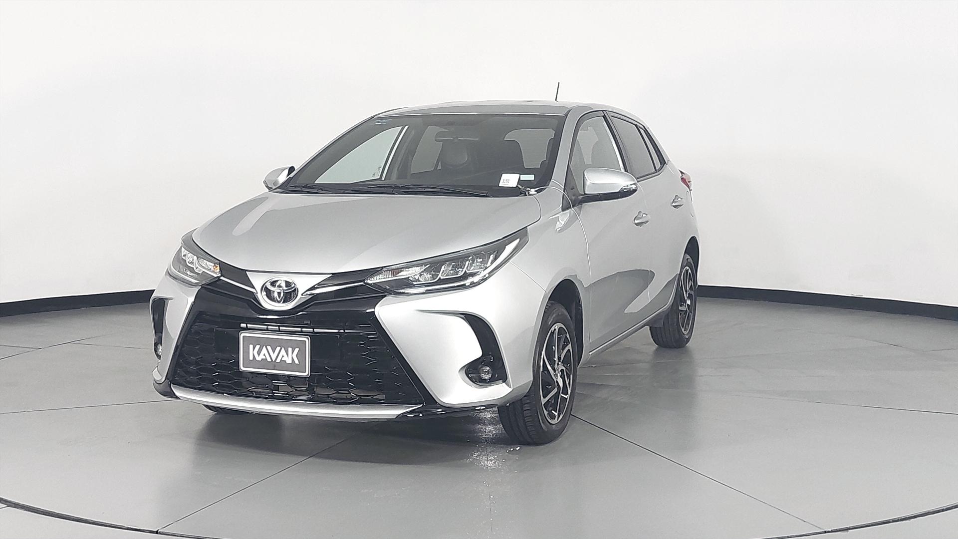 Autos Toyota Yaris 1.5 S CVT Hatchback 2021 usados | KAVAK México