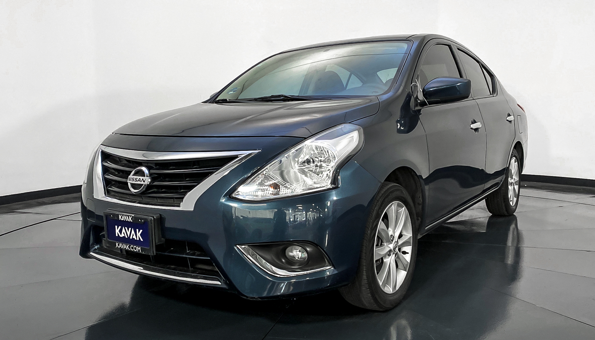 Nissan versa 2017