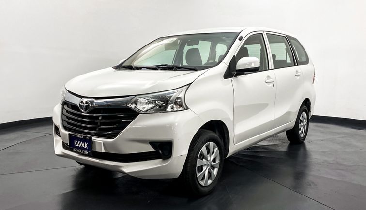 Toyota avanza фото