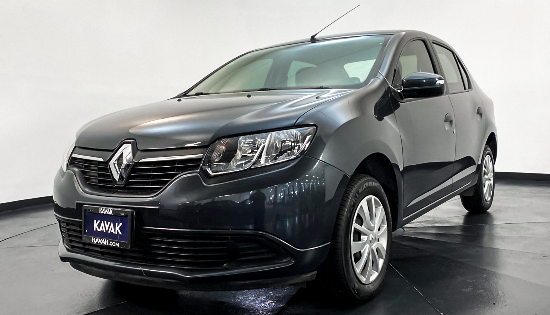 Renault logan 2016 года