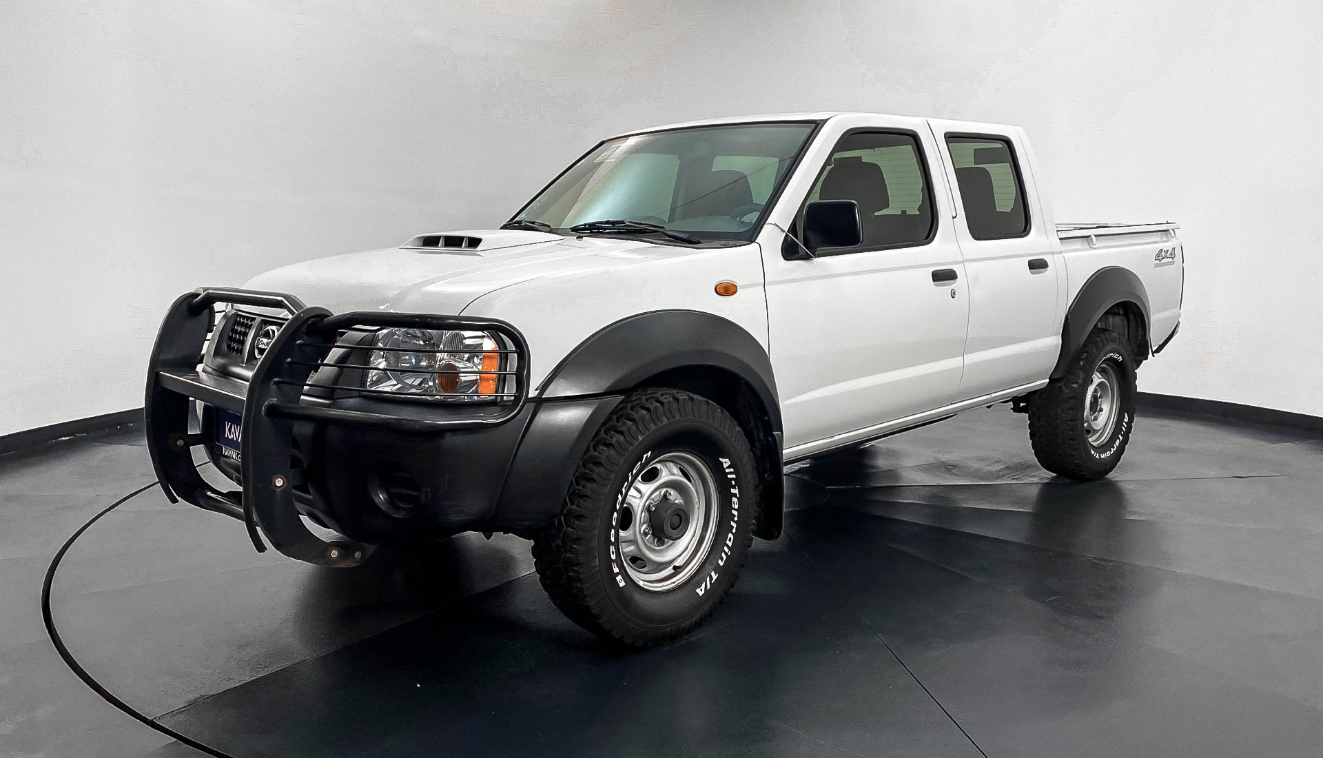 Nissan NP 300 2013 28104 79317 KM Precio 219999