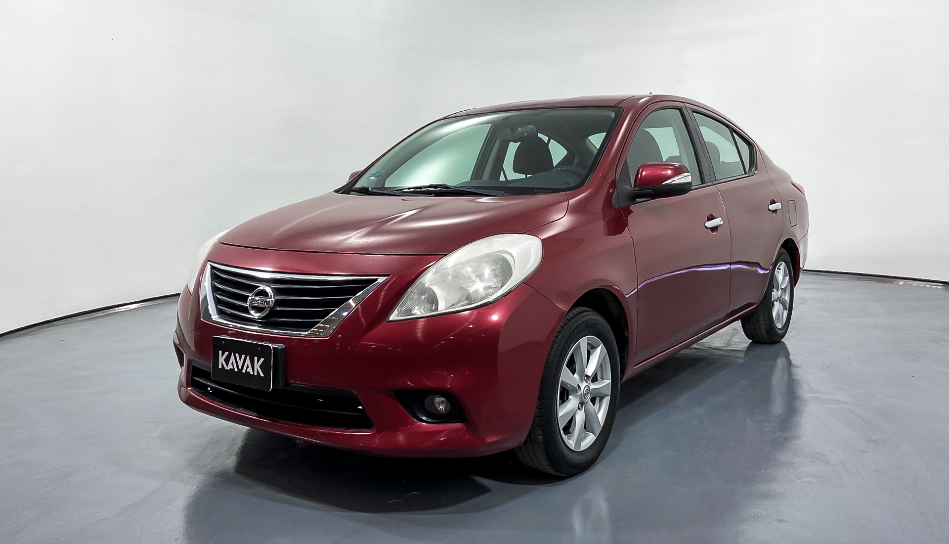 Nissan versa 2014