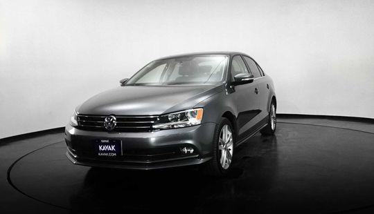 Volkswagen Jetta A6 Sportline 2016
