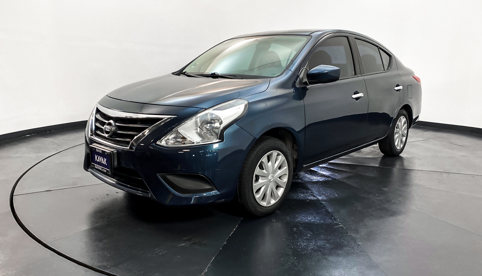 Nissan versa 2015