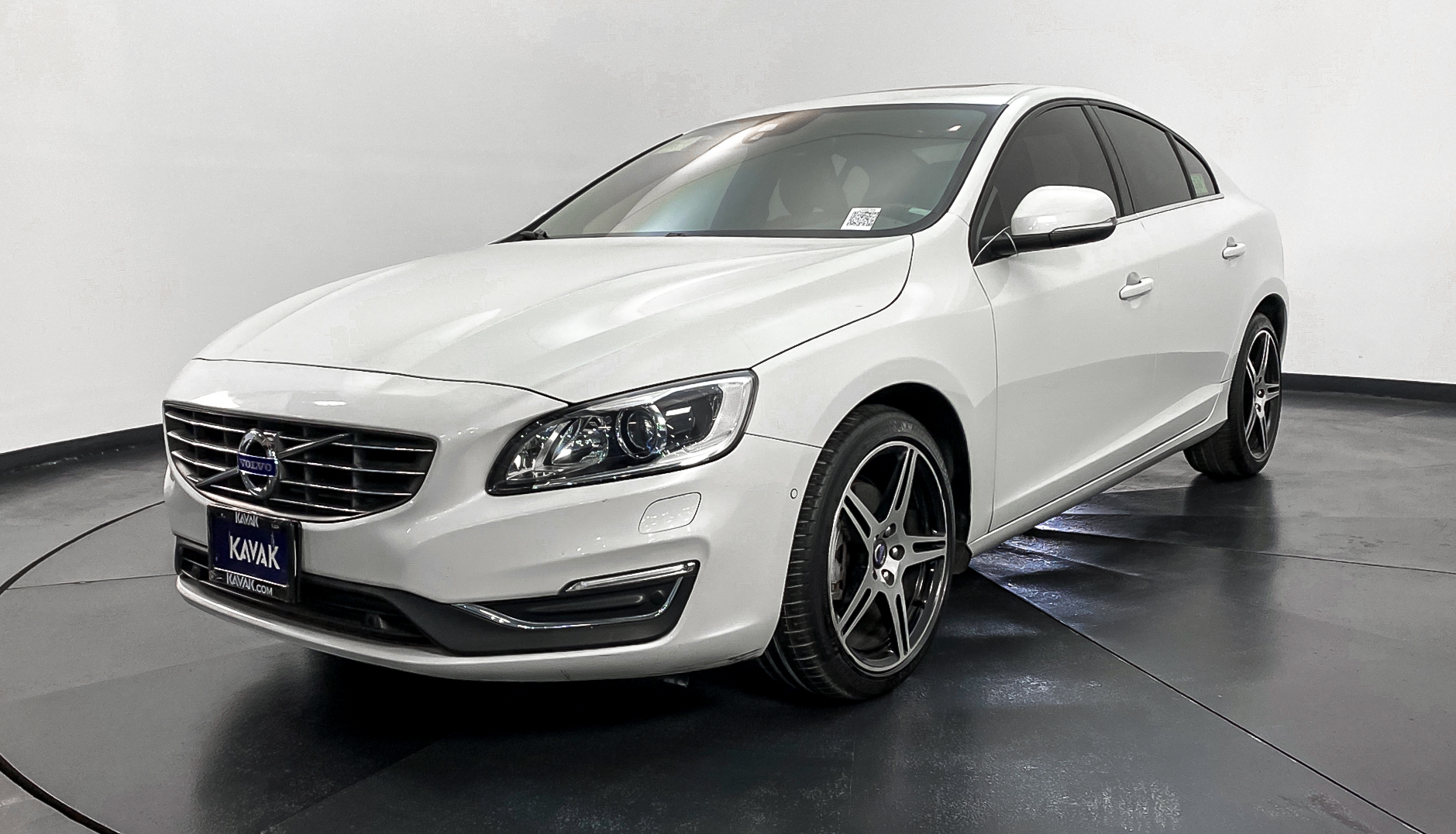 Volvo s60 2017 года