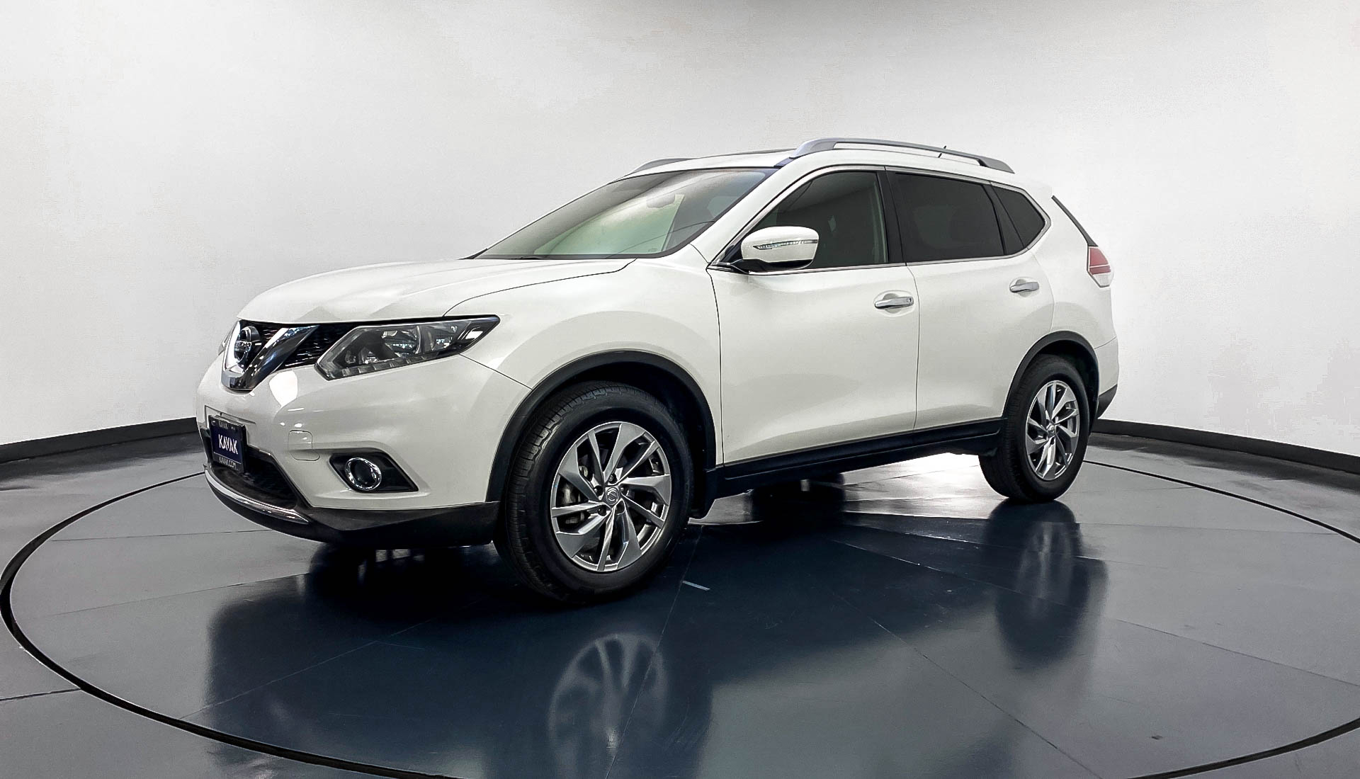 nissan-x-trail-2015-30184-71225-km-precio-259999