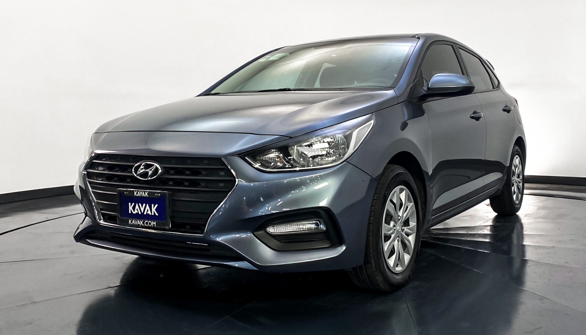 hyundai-accent-2020-31360-14000-km-precio-212999