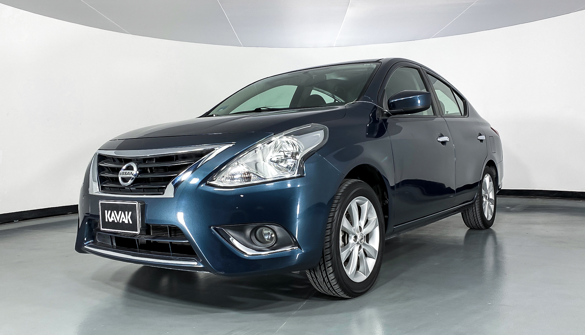 Nissan versa 2015