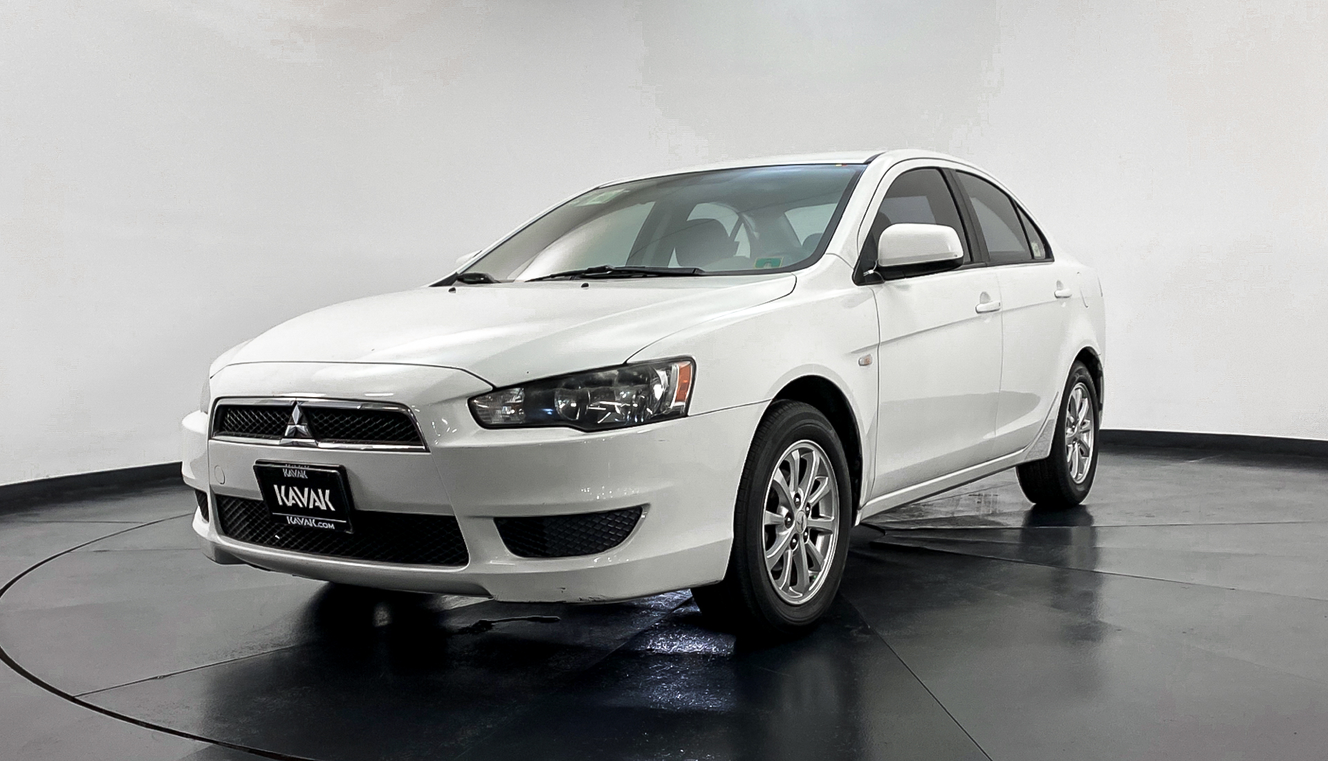 Mitsubishi lancer 2010 года