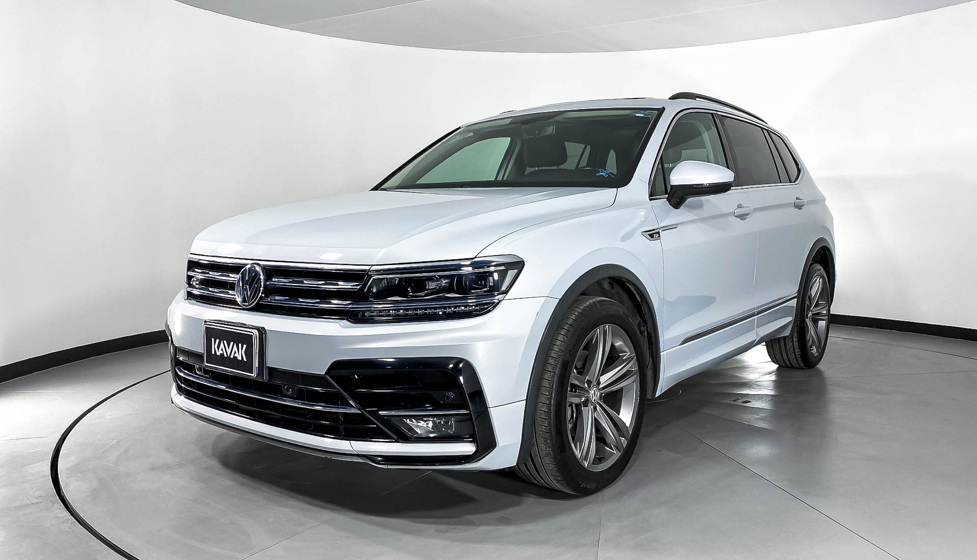 Tiguan 2019 комплектации