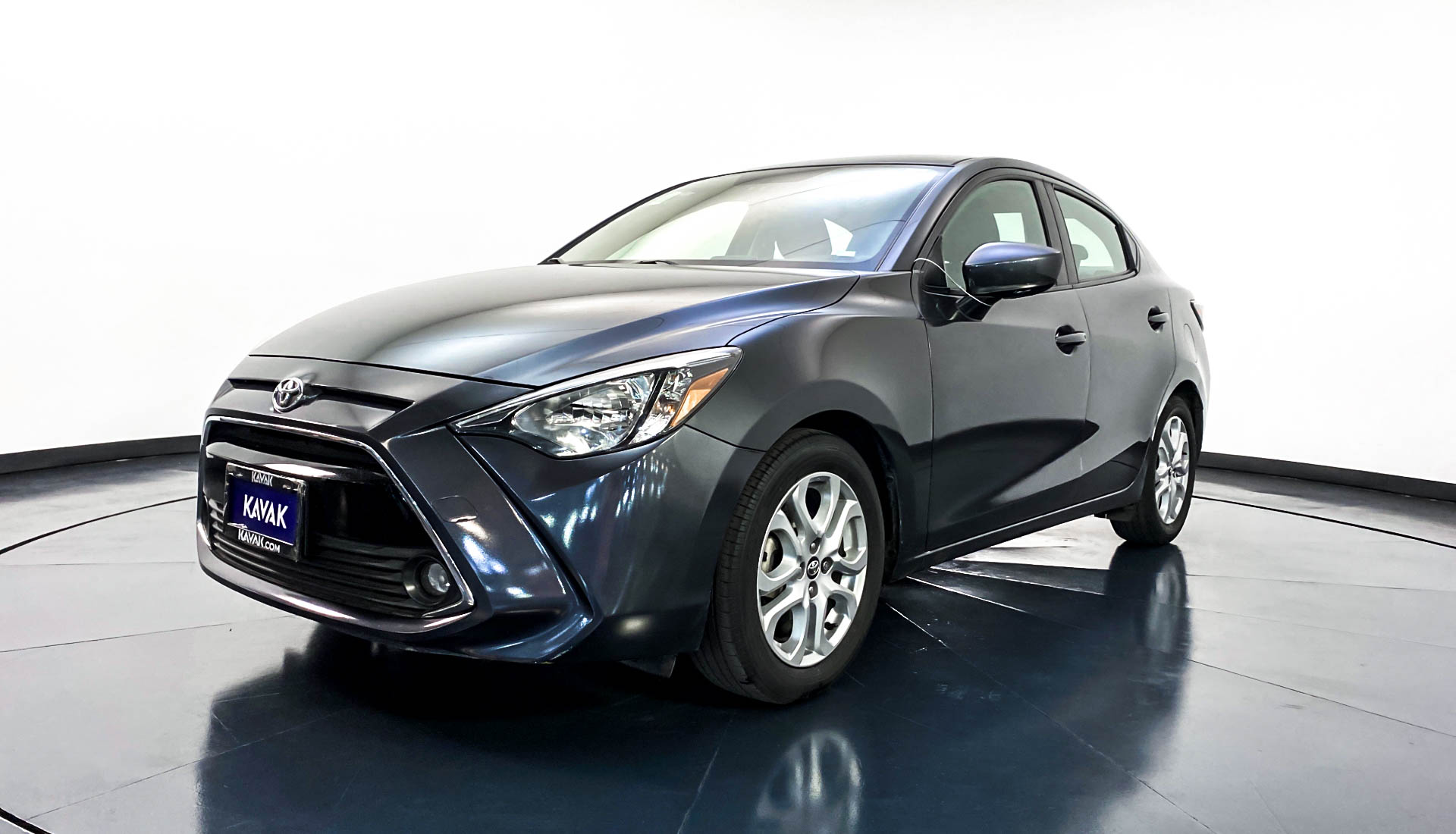 Toyota Yaris 2016 34063 96000 KM Precio 189999