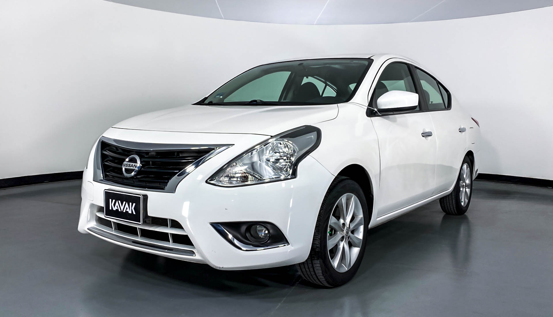 Nissan versa 2017