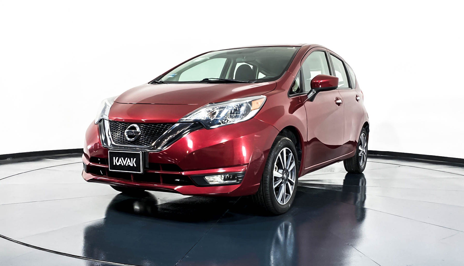 Фото nissan note 2017