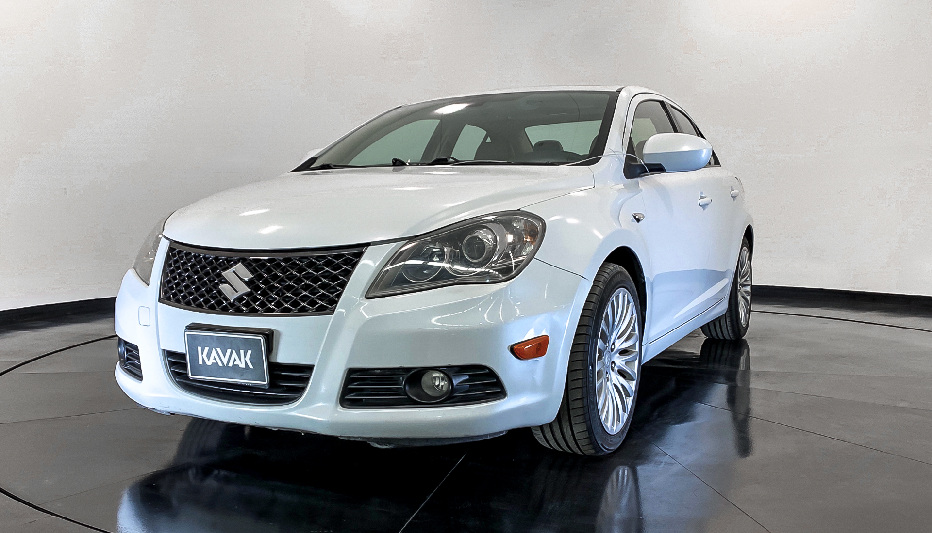 Suzuki kizashi 2012