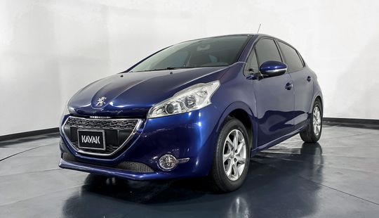 Peugeot 208 Allure 2014
