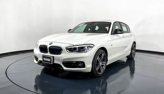 Bmw Serie 1 Hatch Back 120i Sport Line 2017