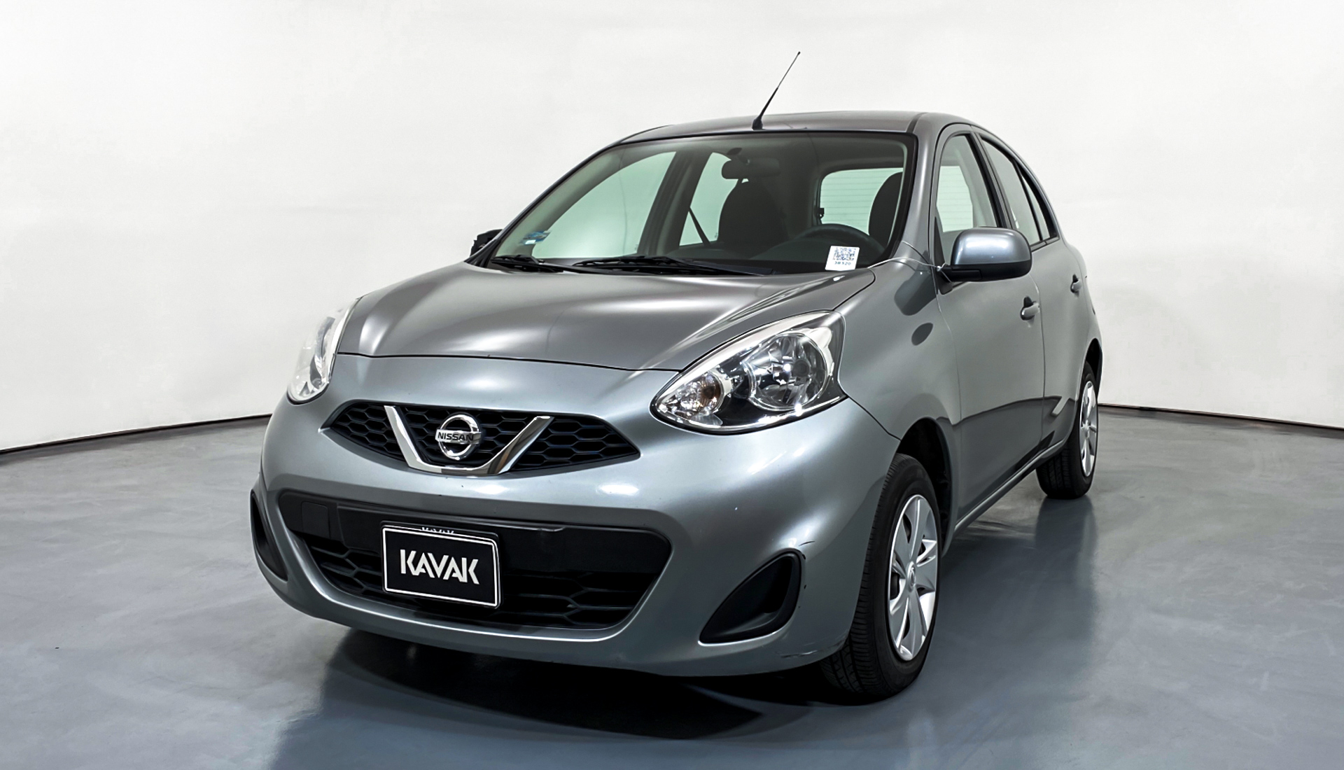 Nissan march 2016