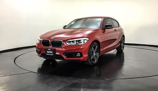 Bmw Serie 1 Hatch Back 120i Sport Line 2017