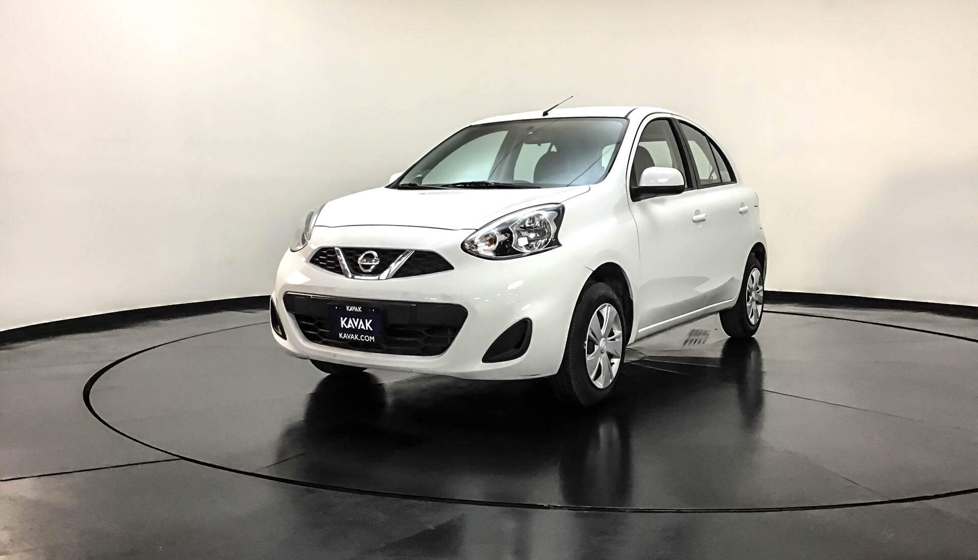 Nissan March 2018 3919 4255 KM Nissan March 2018 3919 4255 KM