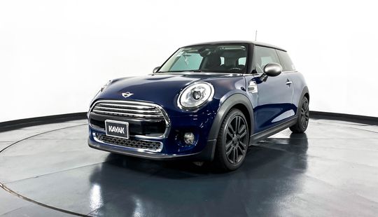 Mini Cooper Seven 2017