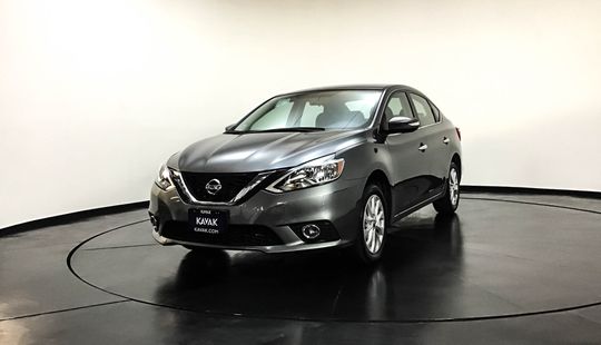 Nissan Sentra Advance 2017