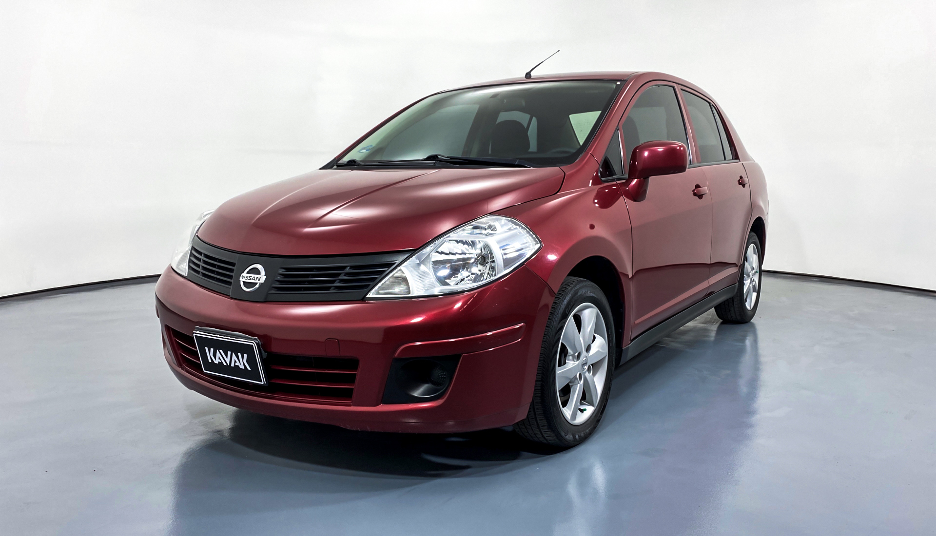 Nissan tiida 2016