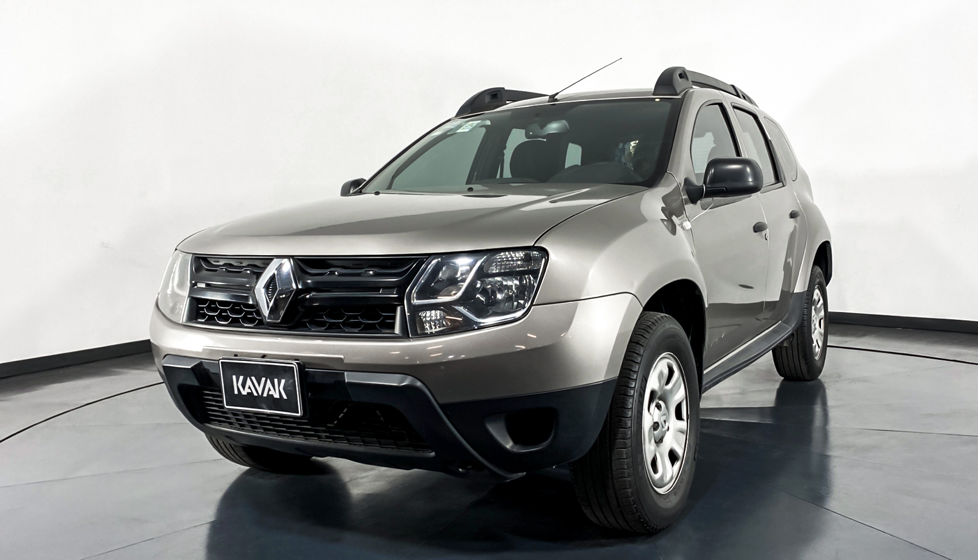 Renault duster 2017 года