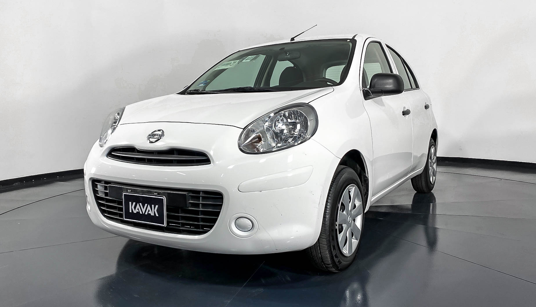 Nissan march 2020
