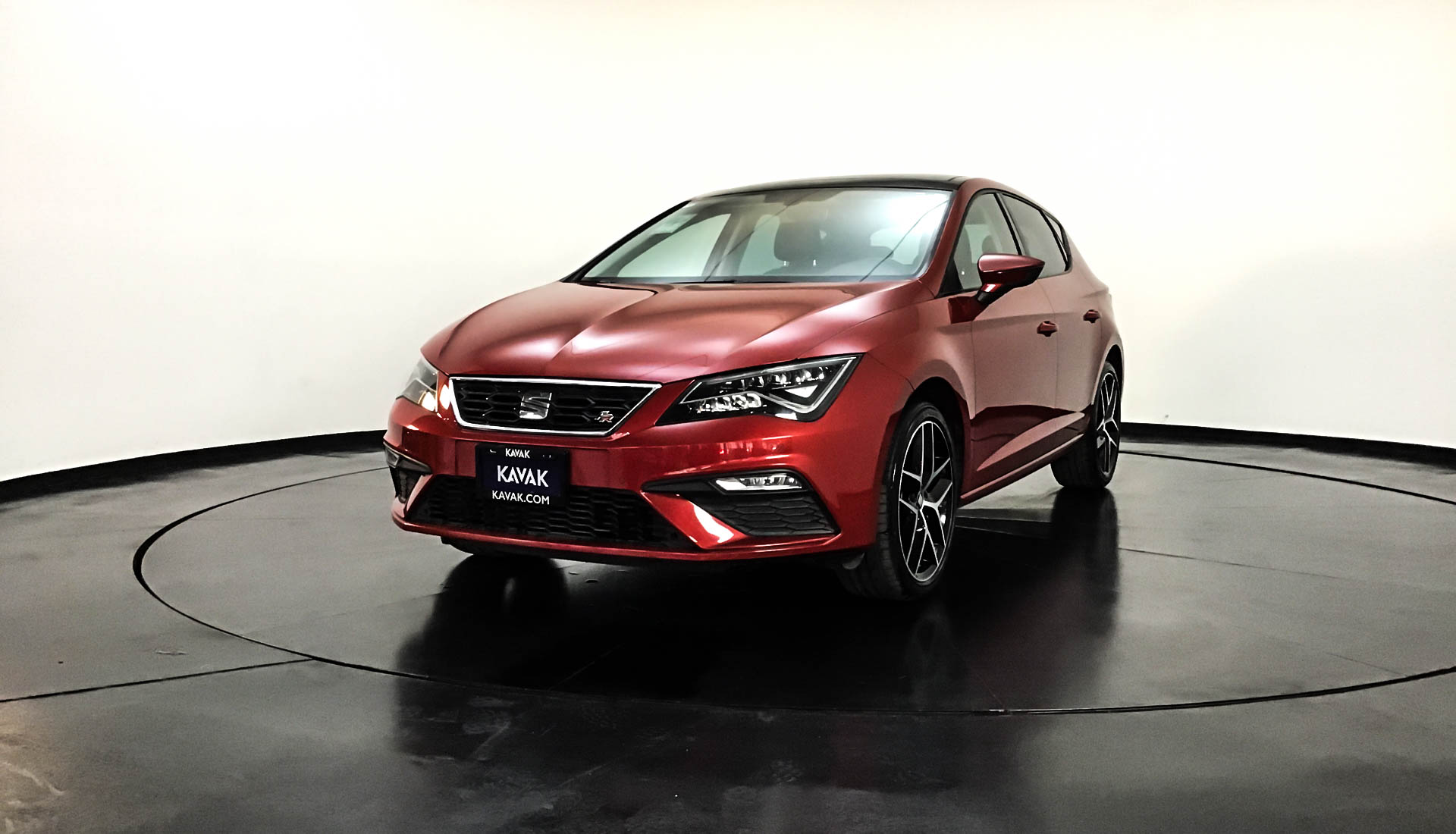 seat-leon-2017-4322-42610-km