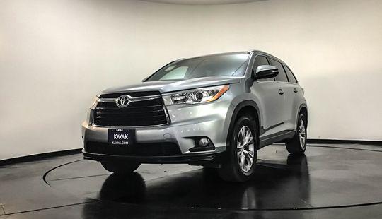Toyota Highlander XLE 2015