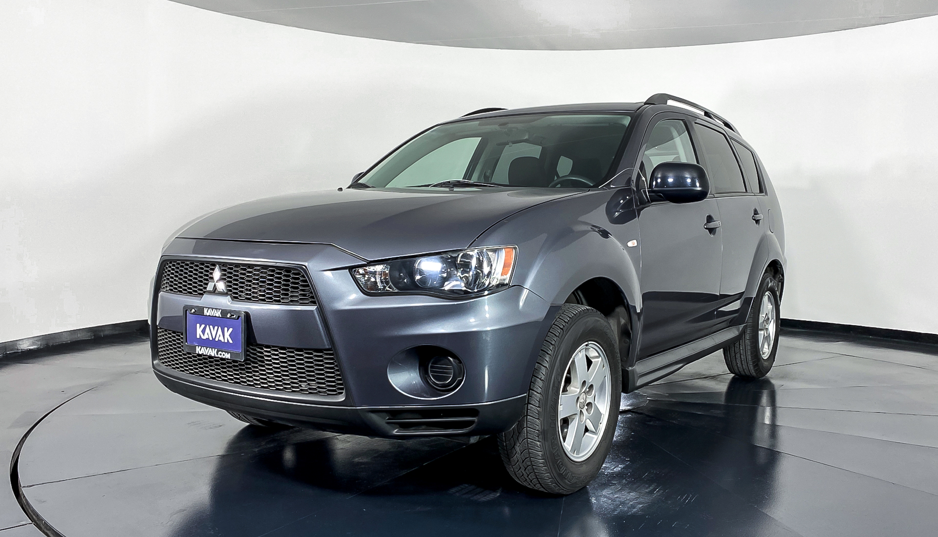 Mitsubishi outlander 2011 года