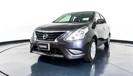 Nissan Versa Sense 2018