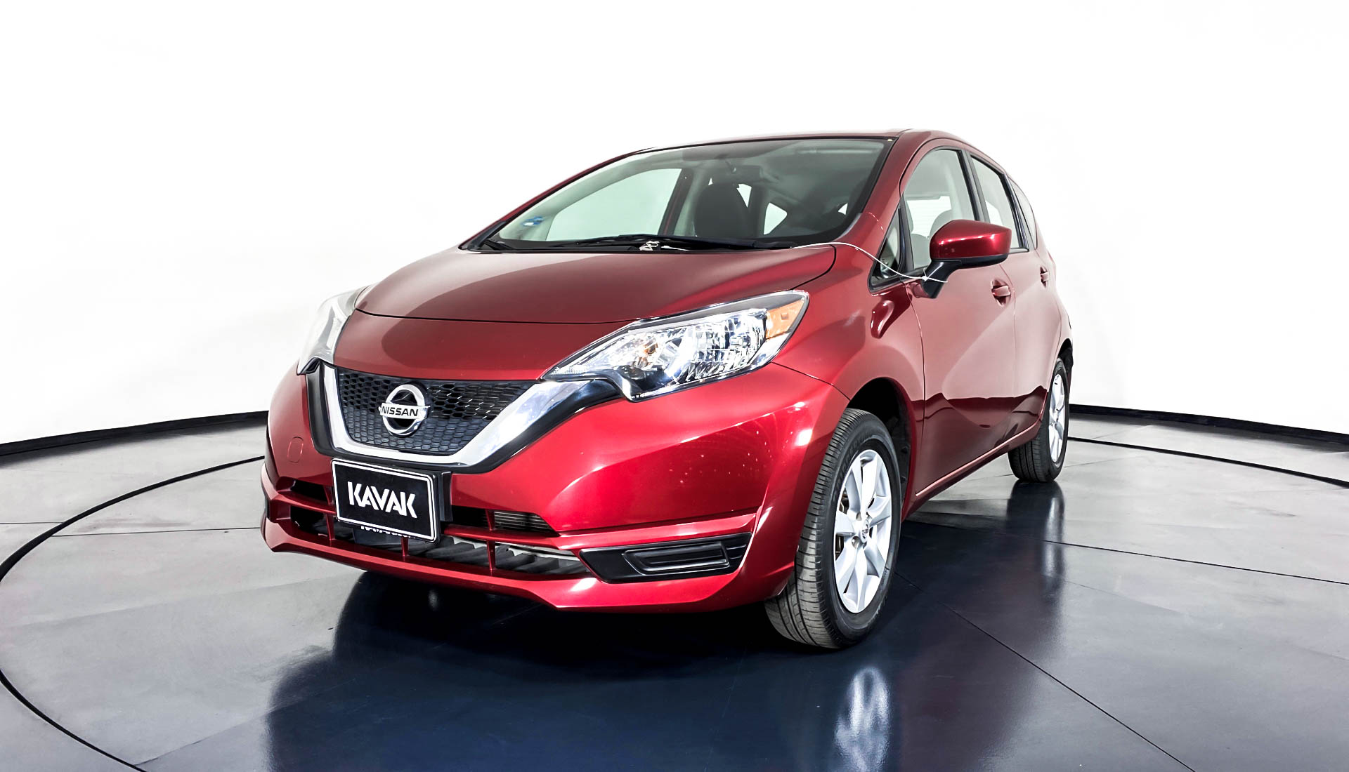 Фото nissan note 2017