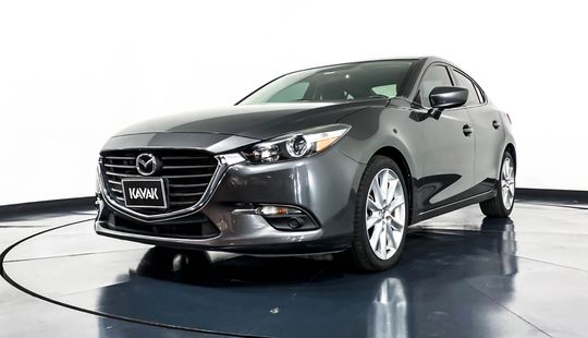 Mazda 3 s 2017