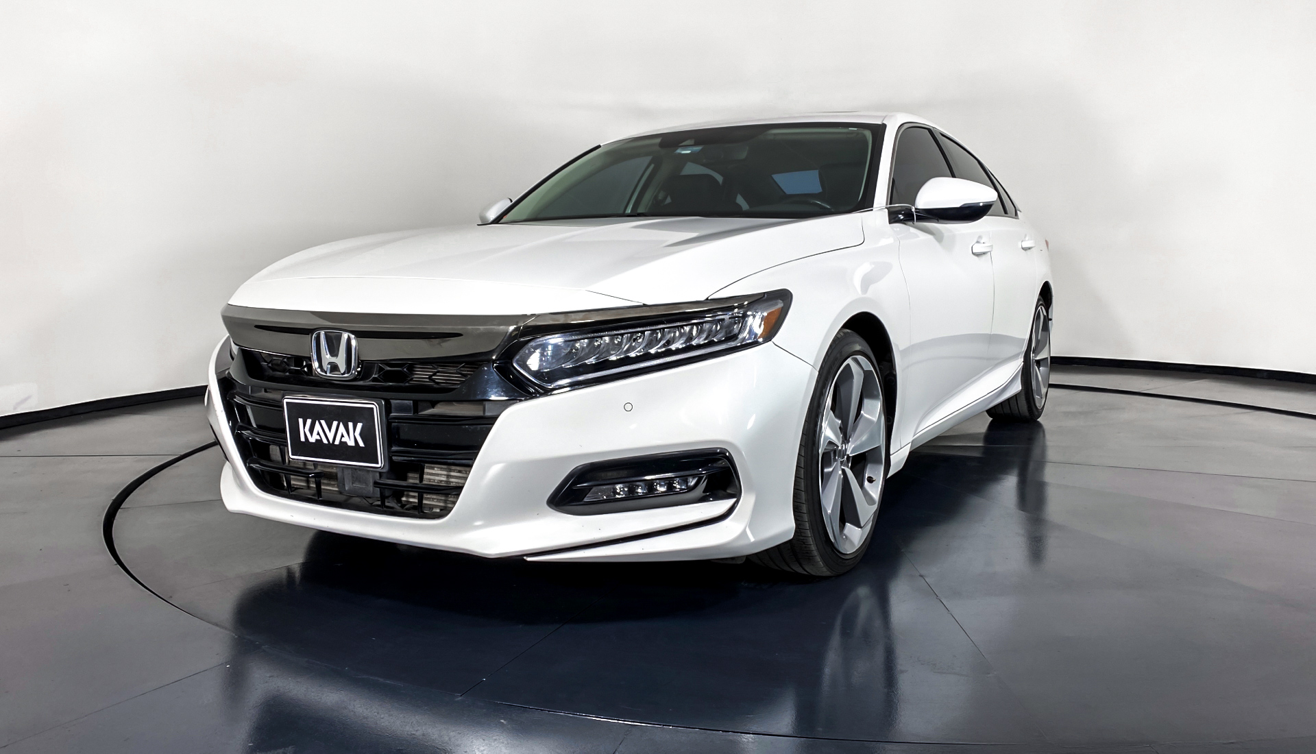 Honda Accord 2018 46208 56900 KM Precio 437999 Honda Accord 2018 46208 56900 KM Precio 437999