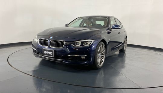 Bmw Serie 3 330i Luxury Line 2016