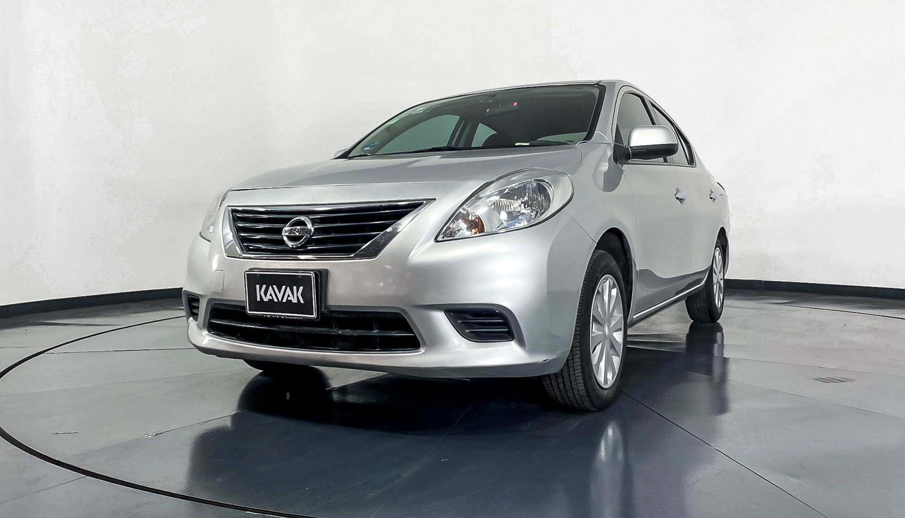 Nissan versa 2014