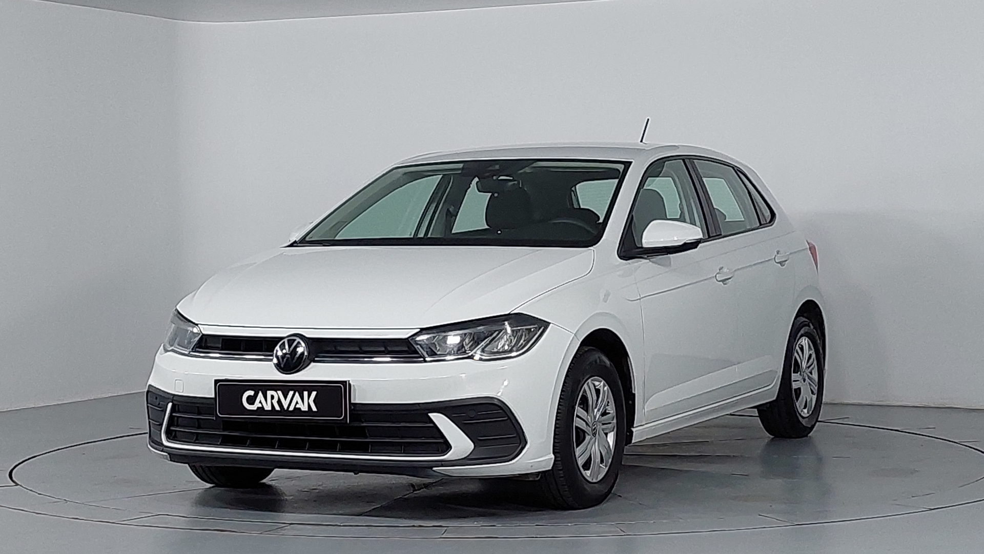 Volkswagen • Polo