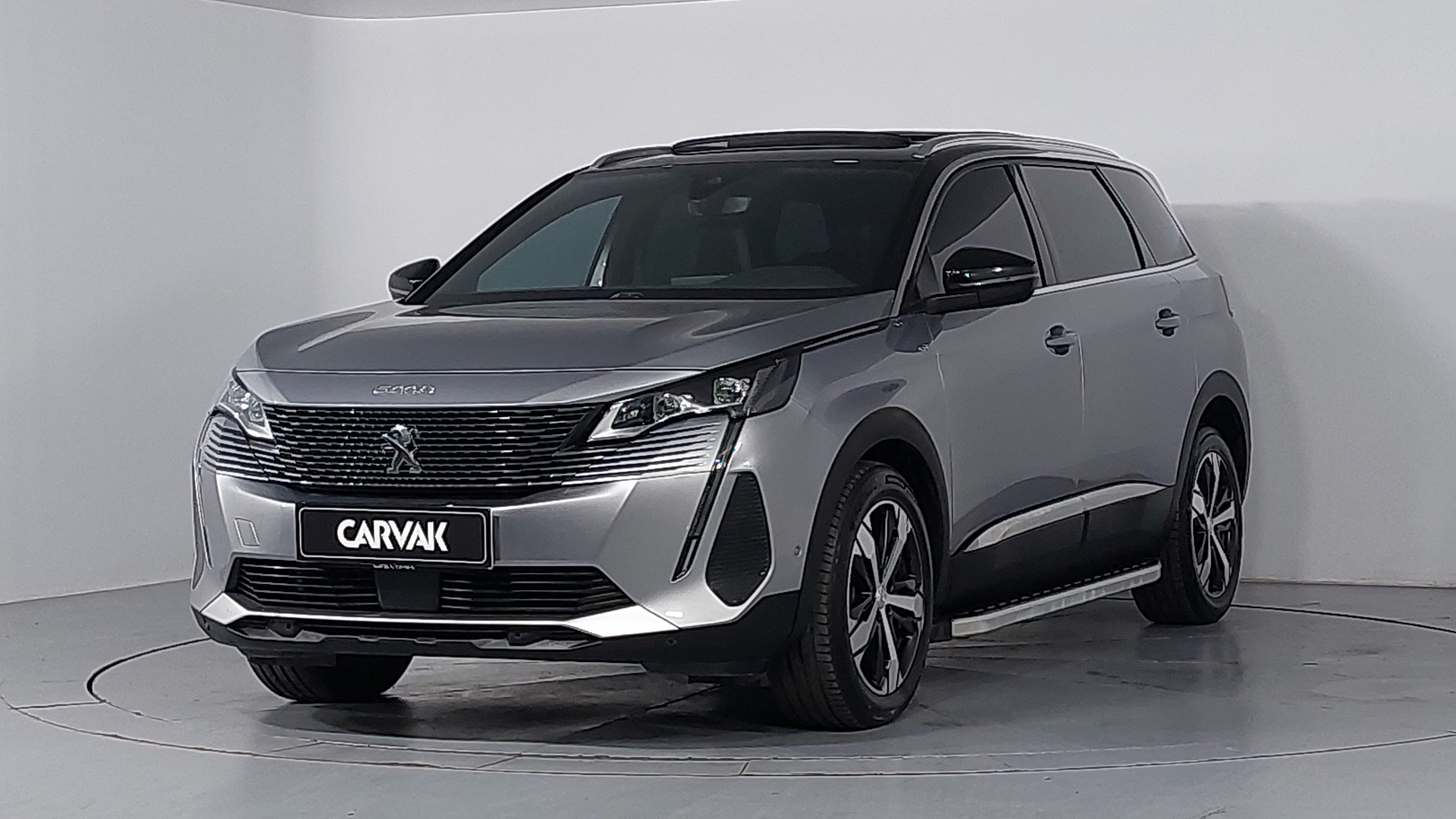Peugeot • 5008