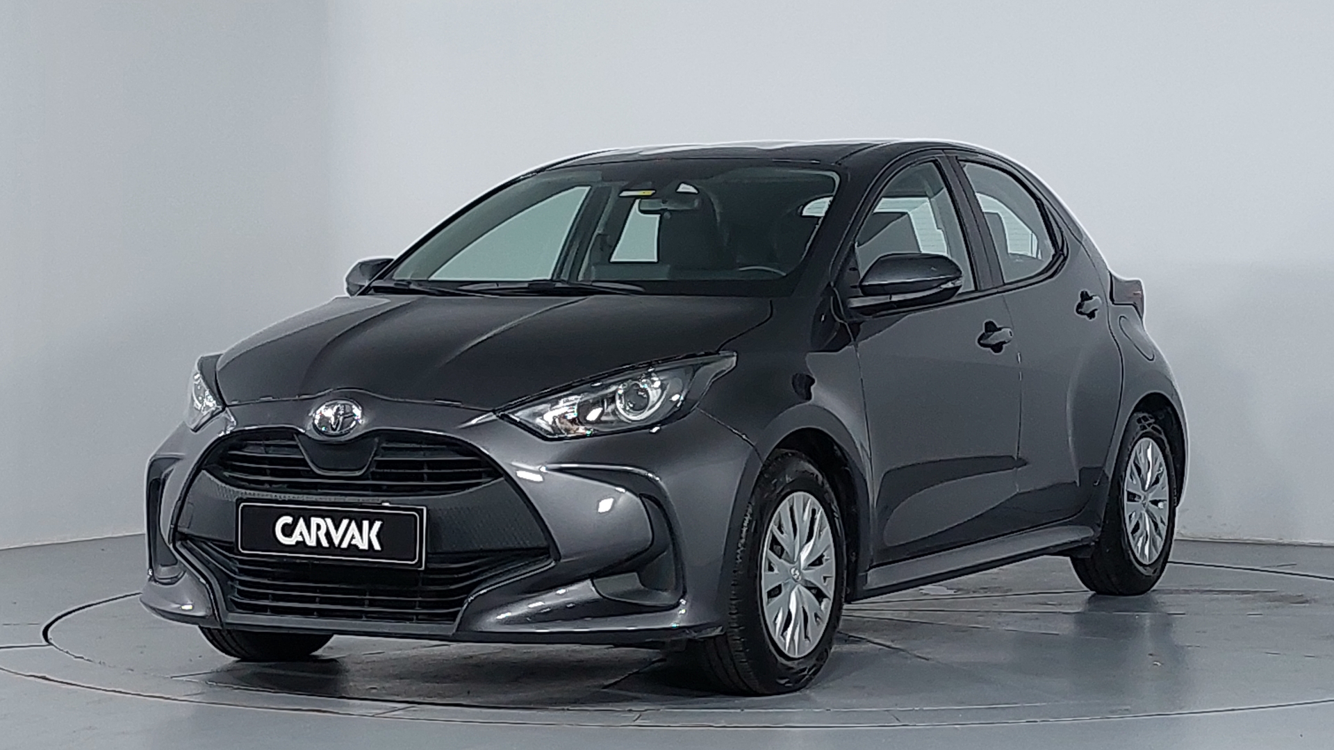 Toyota • Yaris