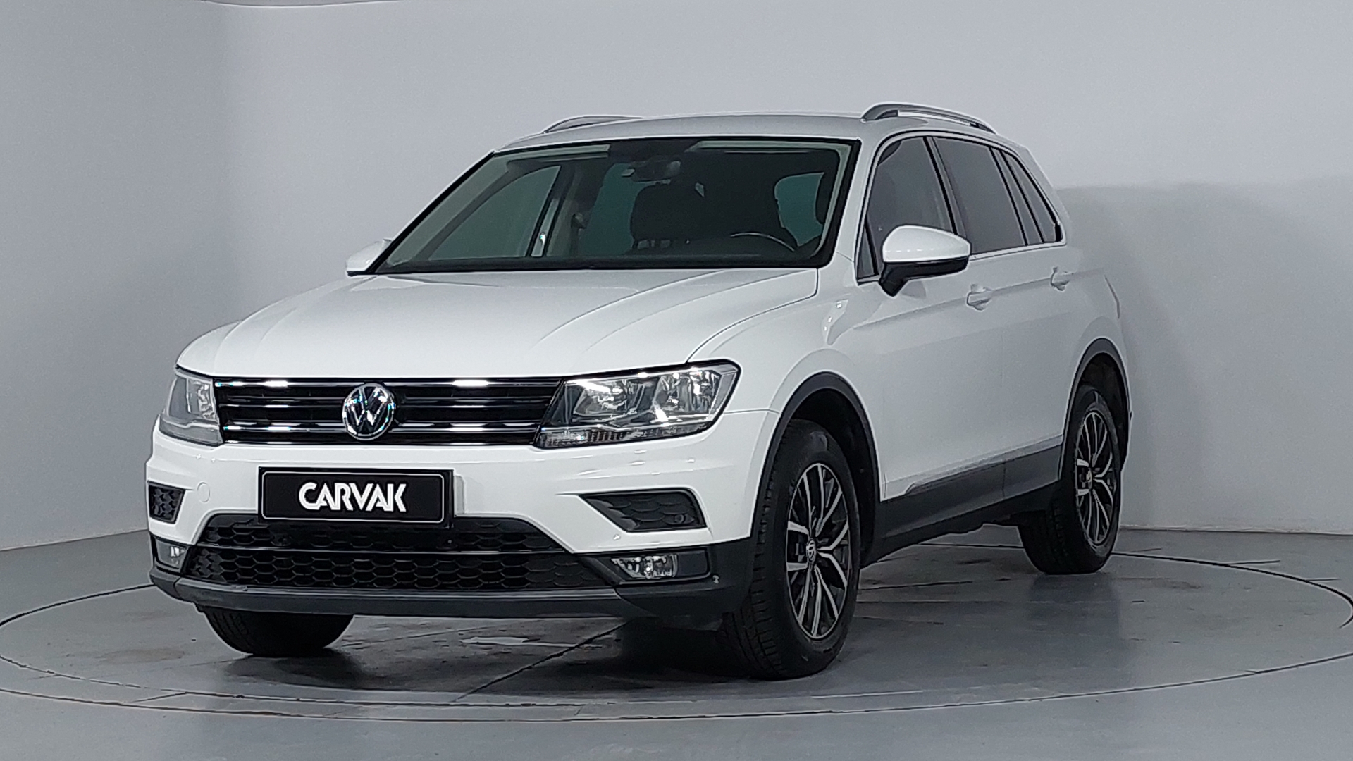 Volkswagen • Tiguan