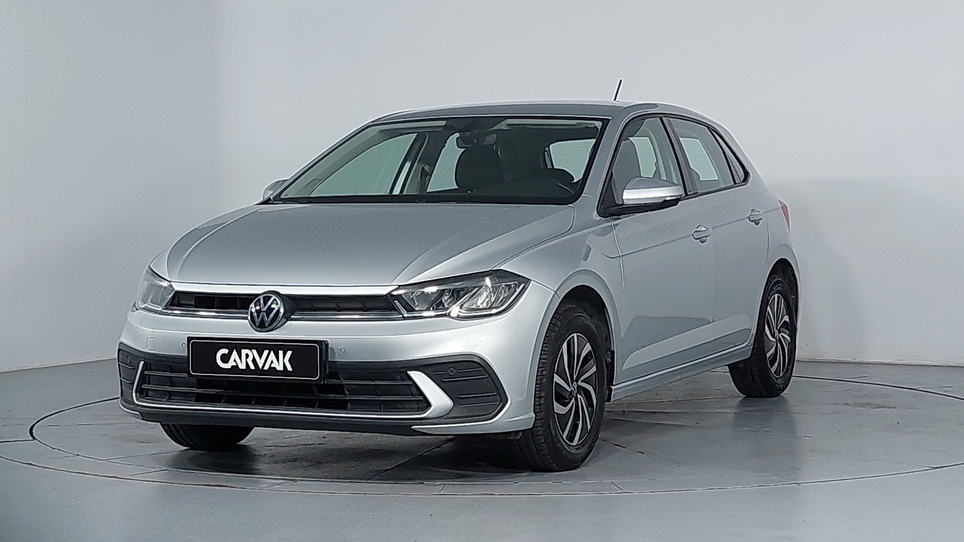Volkswagen • Polo