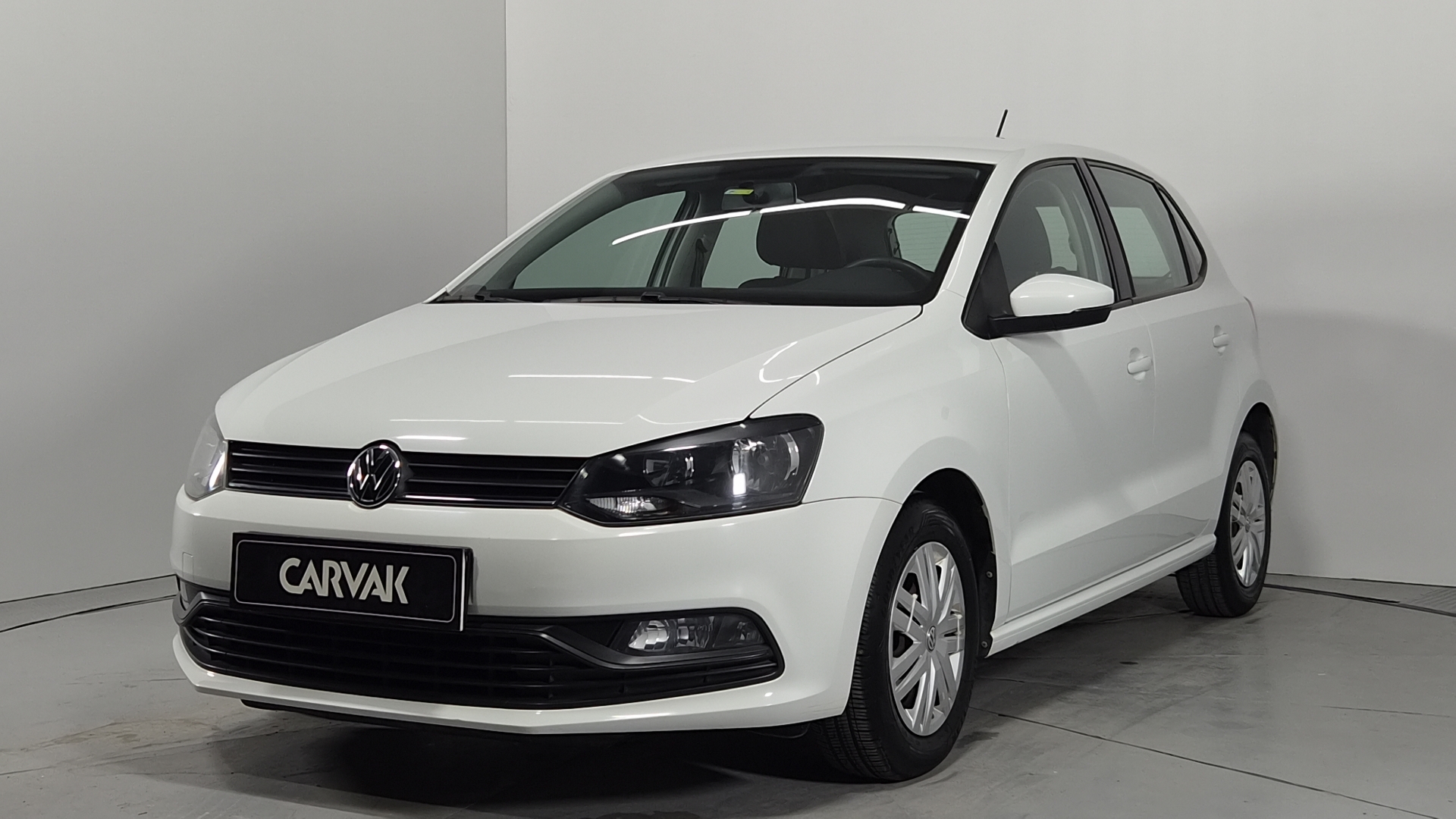 Volkswagen • Polo