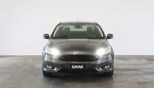 Ford Focus III 2.0 Sedan Se 2016