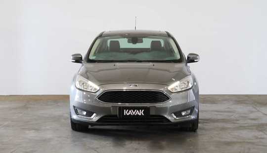 Ford Focus III 2.0 Sedan Se Plus Mt 2017
