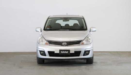 Nissan Tiida 1.8 Tekna 5 p 2011
