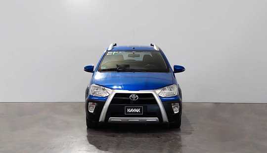 Toyota Etios 1.5 Cross 2014